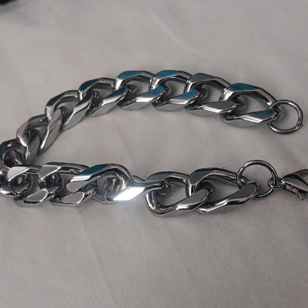 Men's Silver Chain Bracelet - Picture 2 of 5